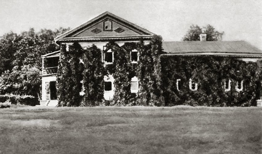 The Rachmaninoff house is Ivanovka, circa 1915